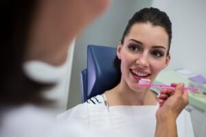 Best Gum Disease Treatment in Andrews Ganj