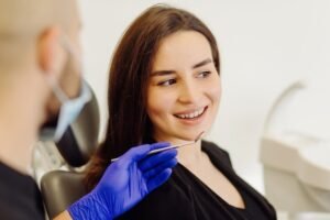 Best Veneers Treatment in Andrews Ganj