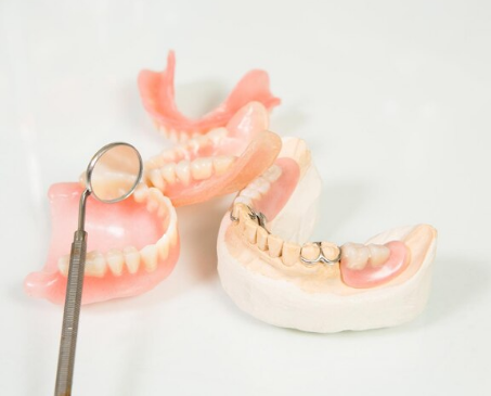Best Partial Dentures in South Extension